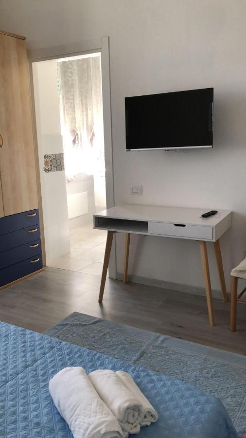 Cagliari Central Rooms With Port View ภายนอก รูปภาพ