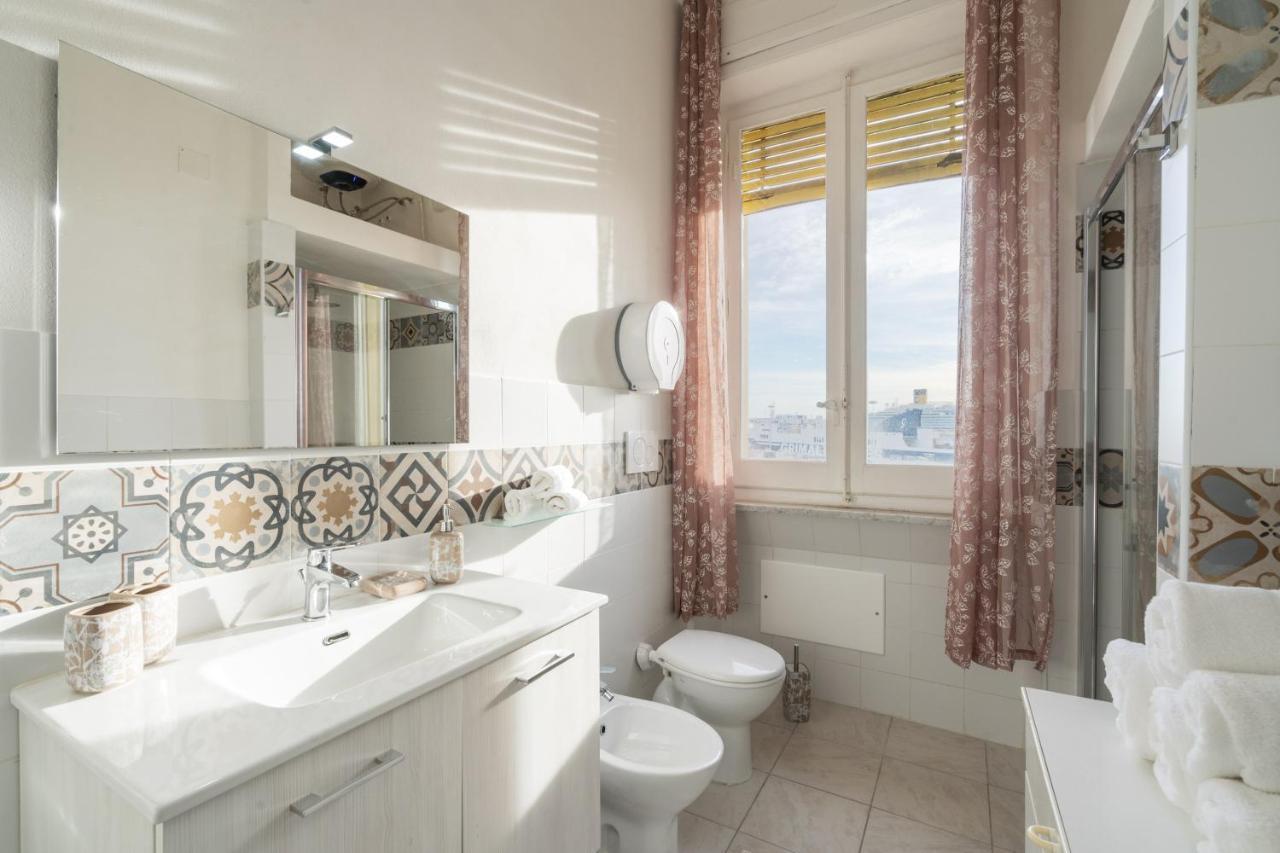 Cagliari Central Rooms With Port View ภายนอก รูปภาพ